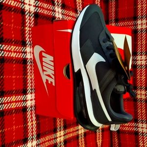 Nike Air Max /Pre Day